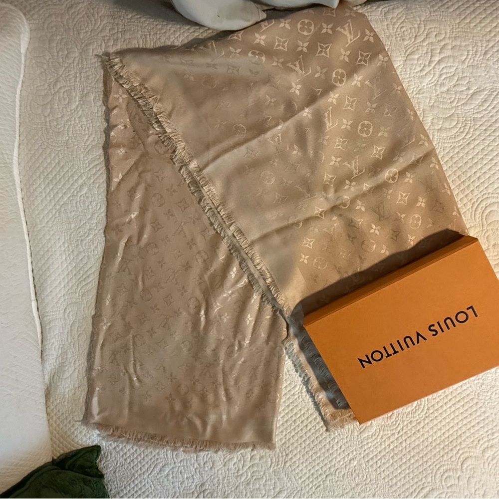 Louis Vuitton Classic Beige Monogram Scarf